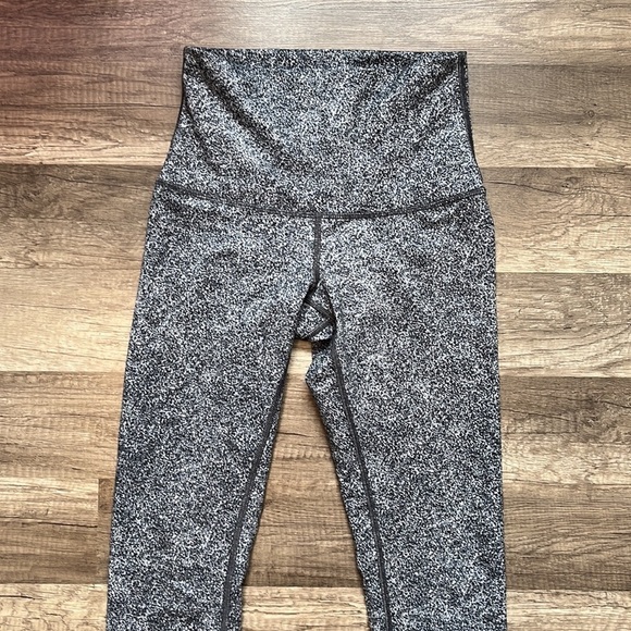 lululemon athletica Pants - Lululemon Legging Pant High Rise Speckled Black  White size 4